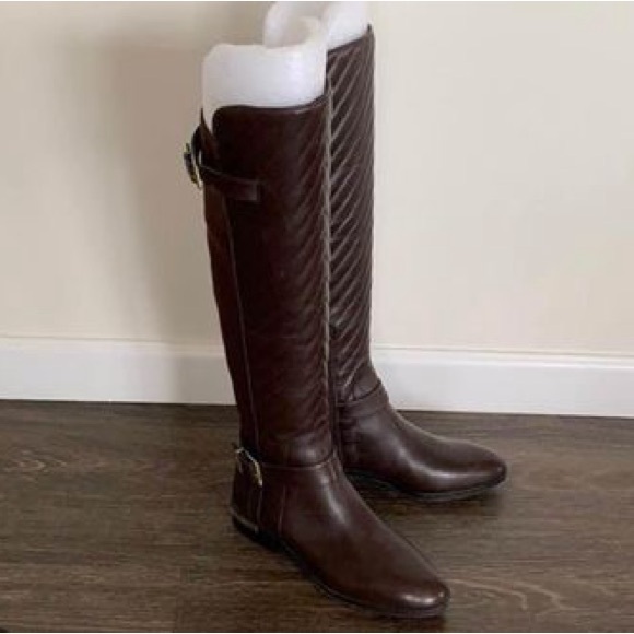 Vince Camuto Knee High Boots 👢 - Picture 3 of 3
